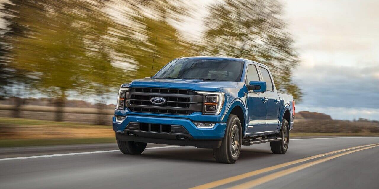 2021 წლის Ford F-150 PowerBoost ჰიბრიდი წვის მაჩვენებლით კლასში ყველაზე ეკონომიურია