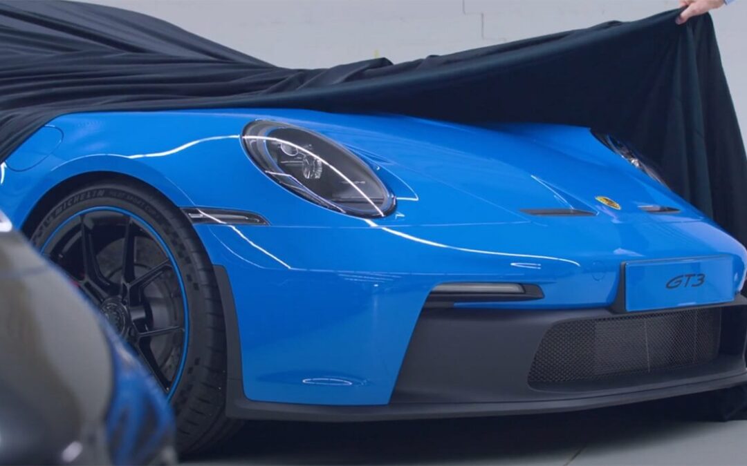 ახალი Porsche 911 GT3 კრის ჰარისს ექსკლუზიურად დაათვალიერებინეს [ვიდეო]