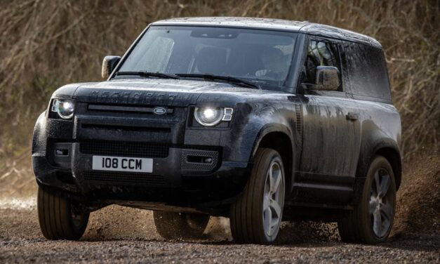 2022 წლის Land Rover Defender V8-ს 518 ცხენის ძალა ექნება