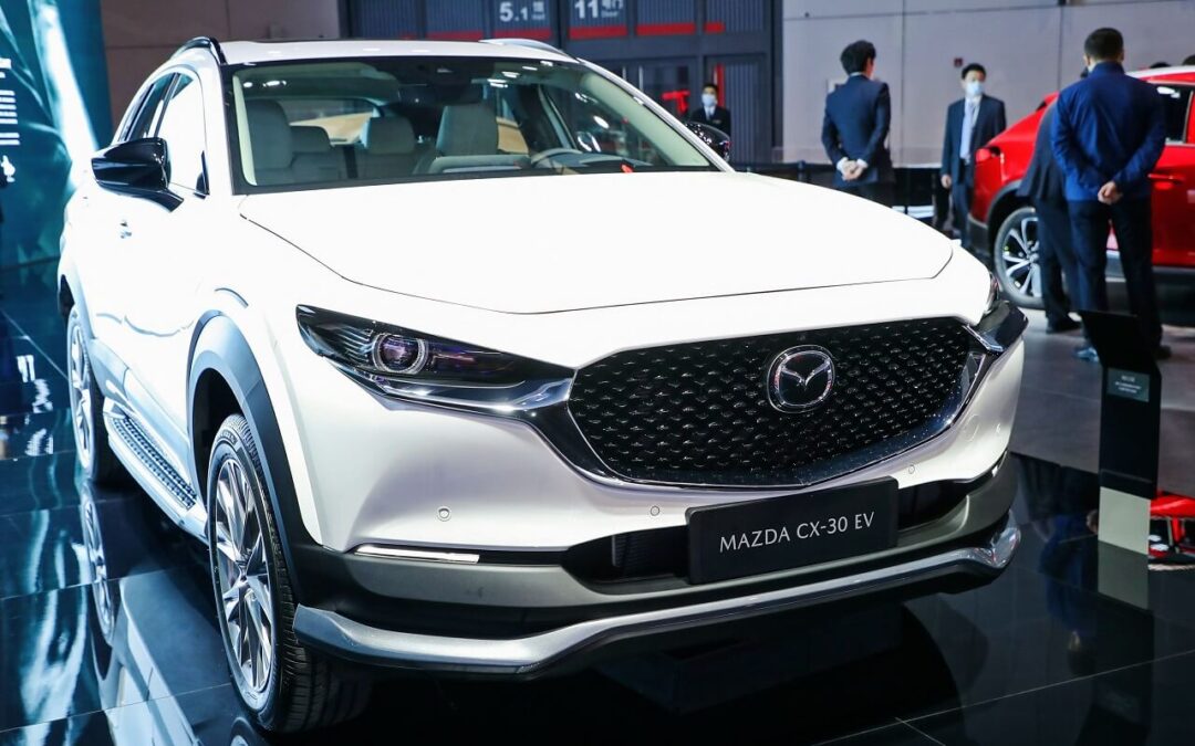 Mazda-მ ახალი CX-30 EV წარმოადგინა