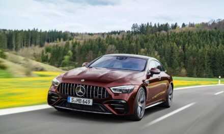 Mercedes-მა 2022 წლის AMG GT 4-Door Coupe წარმოადგინა — გულგრილი ვერ დარჩებით