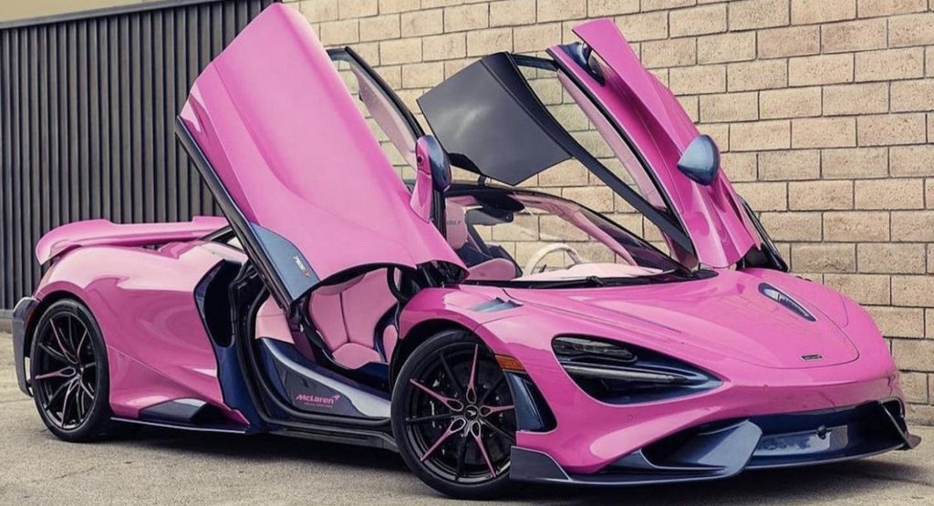 ვარდისფერი McLaren 765LT — სპეცშეკვეთით დამზადებული სუპერქარი უცნაურ ფერში