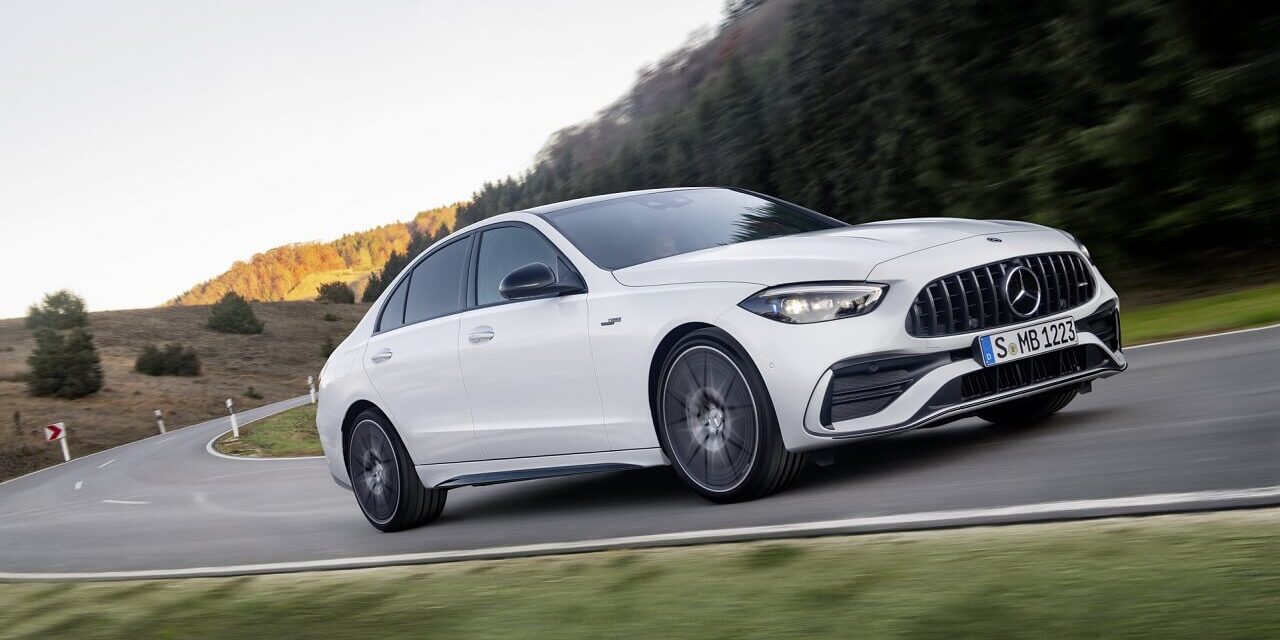 2023 წლის MercedesAMG C43 4Maticმა V6 დაკარგა, მაგრამ მიიღო 4