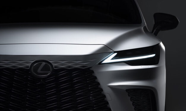 დებიუტამდე, 2023 წლის Lexus RX-მა სახე გვაჩვენა