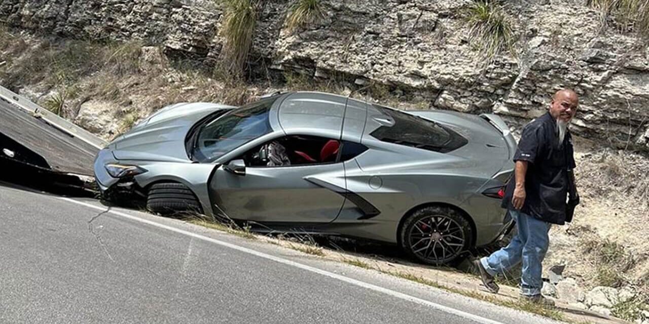 2023 წლის Chevrolet Corvette Stingray-ს ერთი ეგზემპლარი უკვე ავარიაში მოხვდა