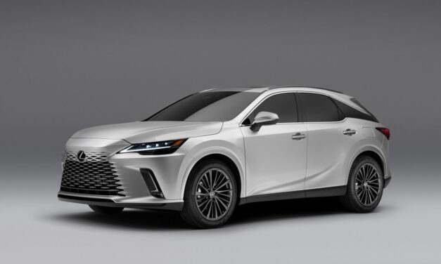 თქვენ წინაშეა 2023 წლის Lexus RX-ი ევოლუციური დიზაინითა და 367HP ჰიბრიდული სისტემით