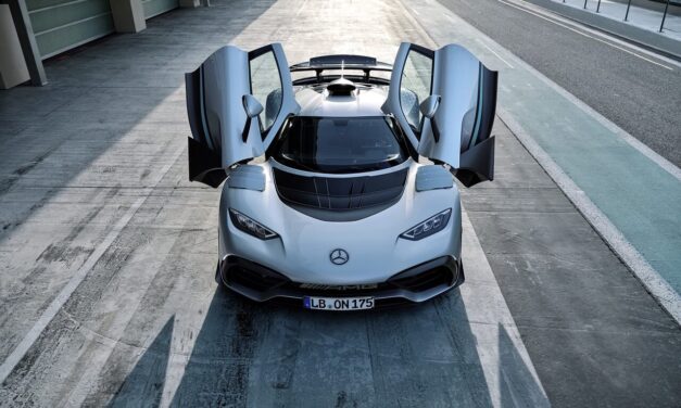 და აი, მონსტრიც — 2023 Mercedes-AMG One, 1063 ცხენის ძალით და F1 მანქანის ძრავით