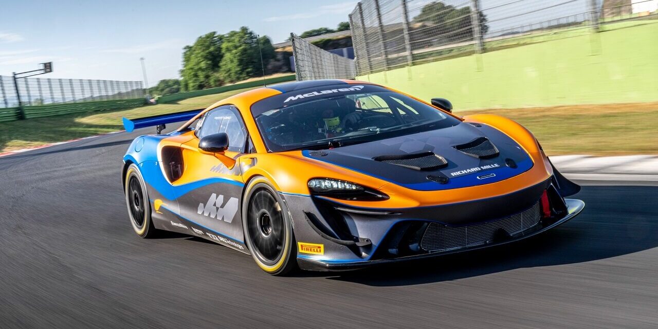 McLaren-მა წარმოადგინა სარბოლო Artura GT4 ჰიბრიდული სისტემის გარეშე