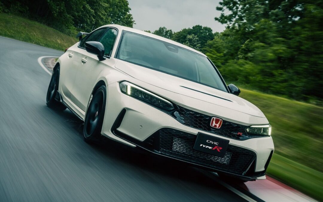 2023 წლის Honda Civic Type R უფრო მძლავრი იქნება, მაგრამ მექანიკური კოლოფით