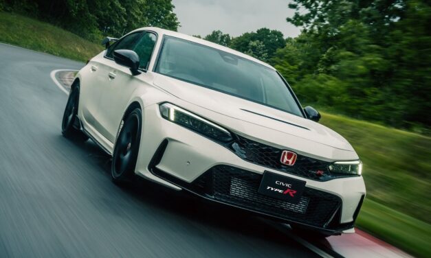 2023 წლის Honda Civic Type R უფრო მძლავრი იქნება, მაგრამ მექანიკური კოლოფით