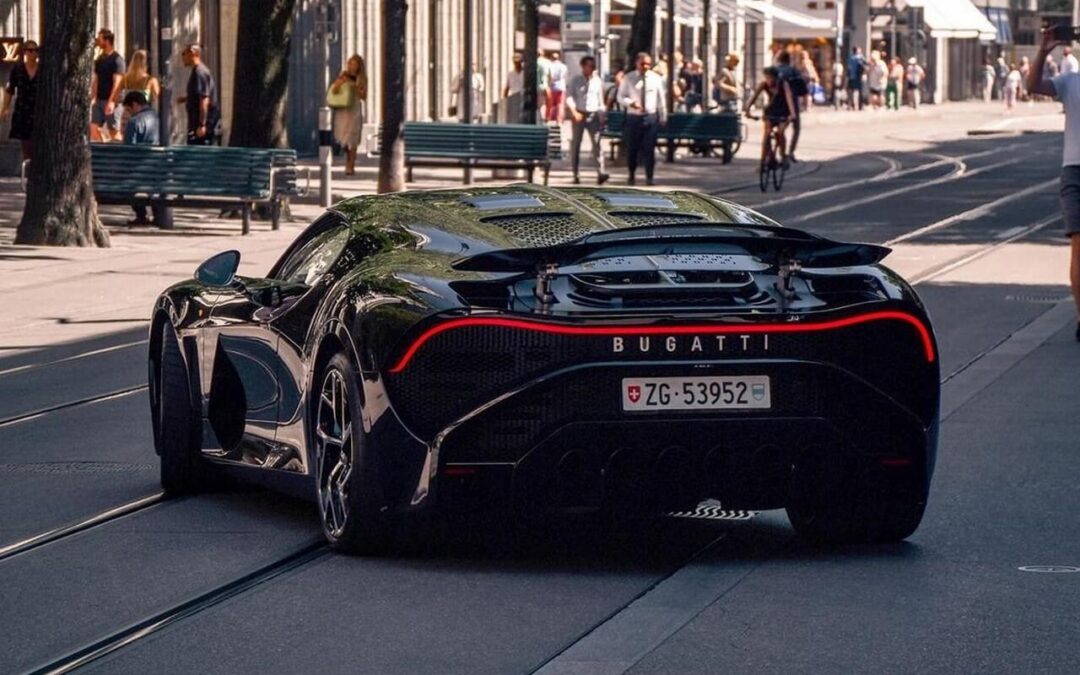 ციურიხის ქუჩებში ერთ ეგზემპლარად გამოსული Bugatti La Voiture Noire შენიშნეს